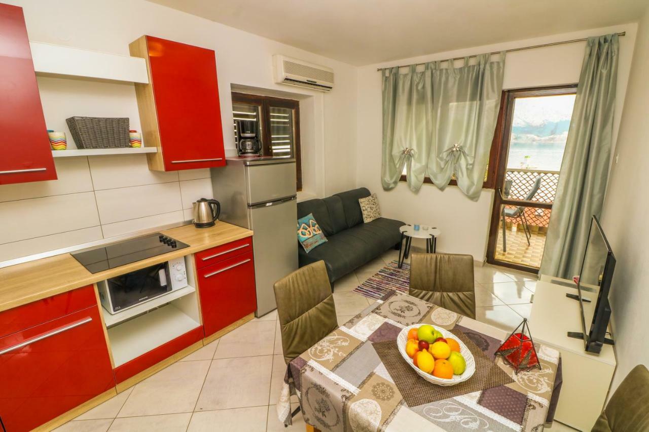 Apartments Andrea バスカ エクステリア 写真