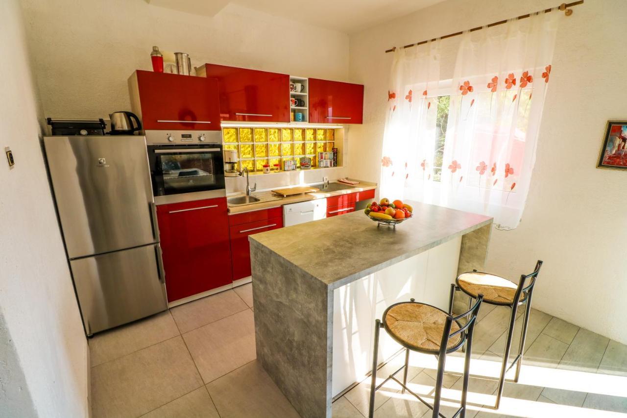 Apartments Andrea バスカ エクステリア 写真